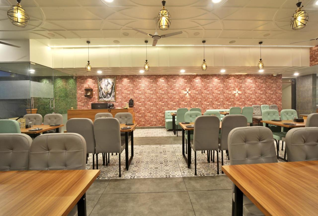 Saish Hotel เชอร์ดี ภายนอก รูปภาพ
