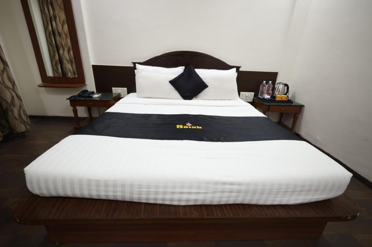 Saish Hotel เชอร์ดี ภายนอก รูปภาพ