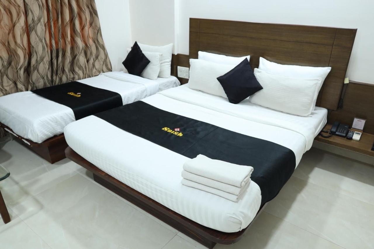 Saish Hotel เชอร์ดี ภายนอก รูปภาพ