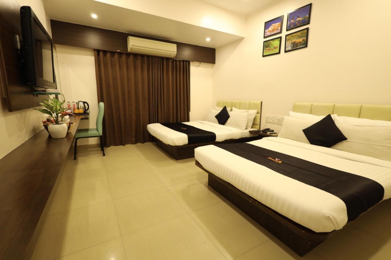Saish Hotel เชอร์ดี ภายนอก รูปภาพ