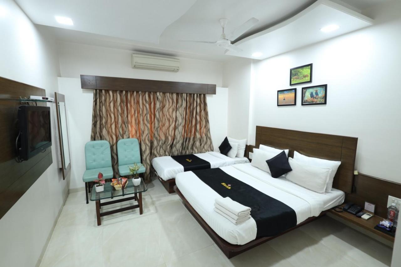 Saish Hotel เชอร์ดี ภายนอก รูปภาพ