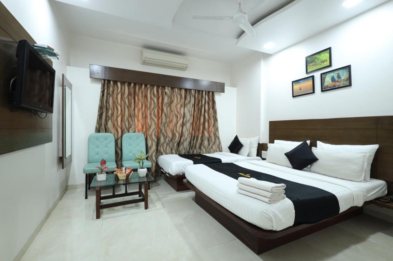 Saish Hotel เชอร์ดี ภายนอก รูปภาพ