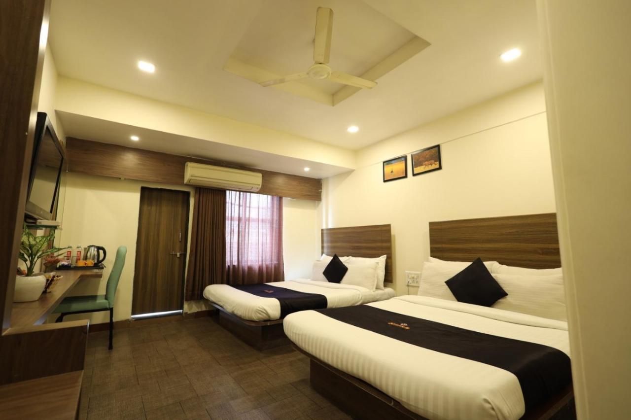 Saish Hotel เชอร์ดี ภายนอก รูปภาพ