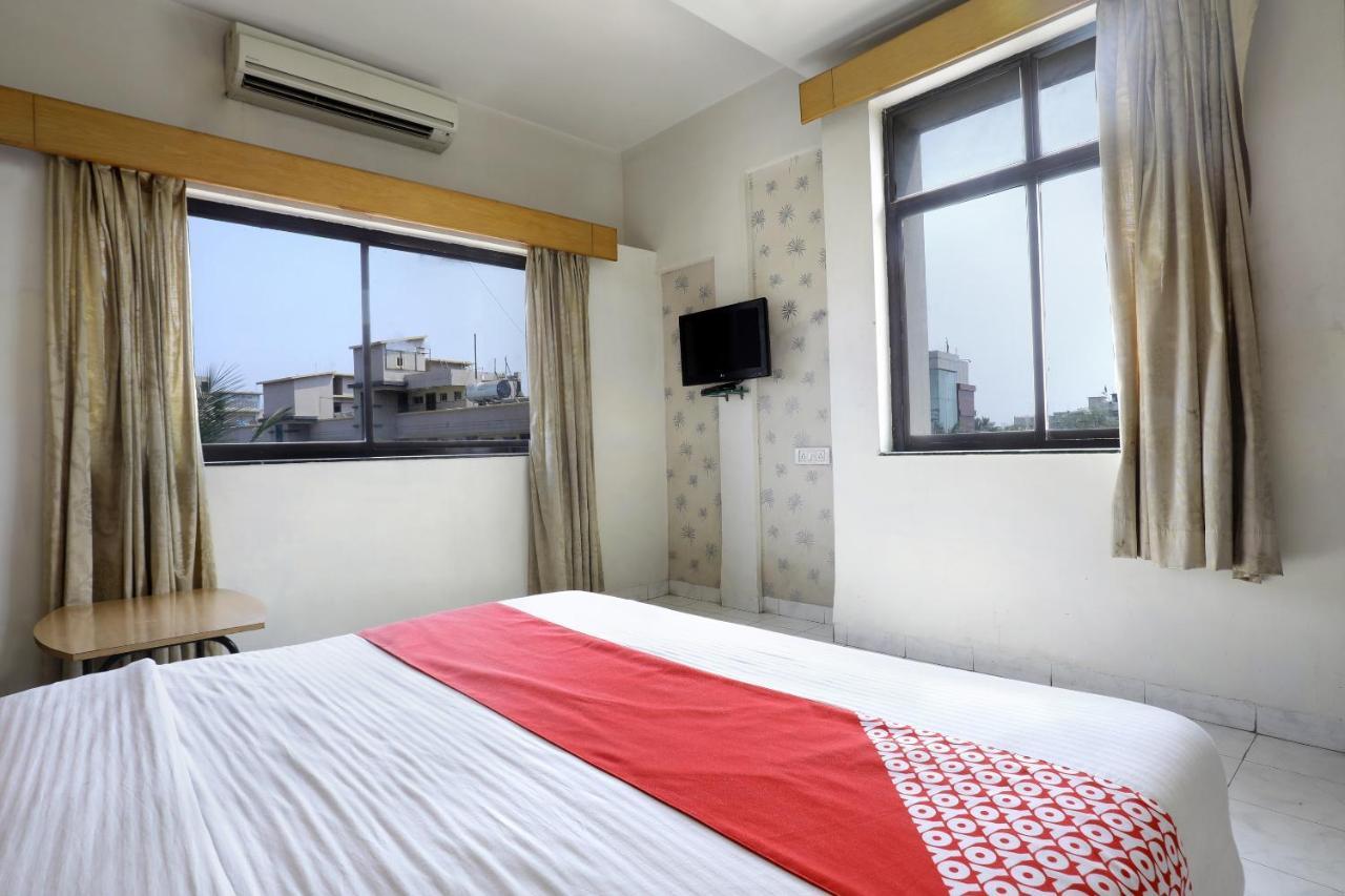 Saish Hotel เชอร์ดี ภายนอก รูปภาพ